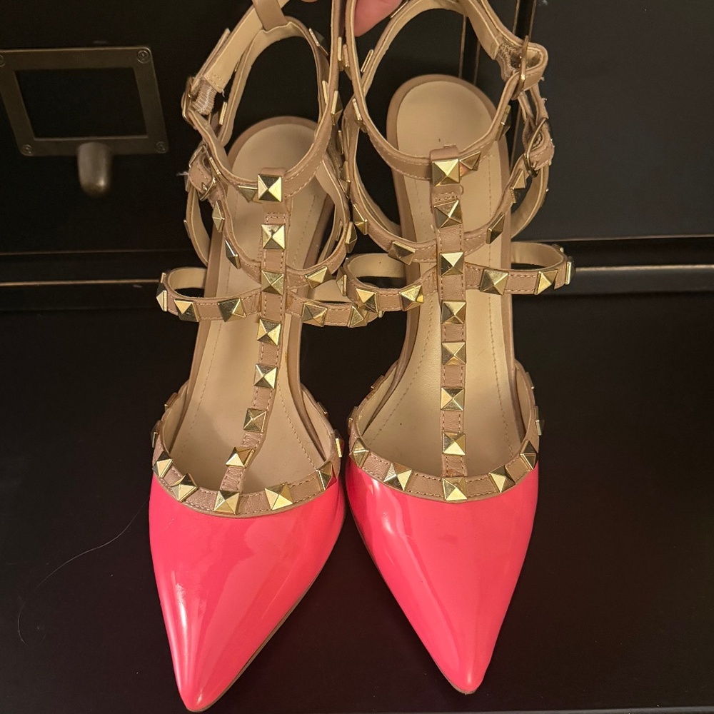 Hot Passion Pink Patent Rockstud Pumps